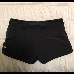 LULULEMON BLACK SHORTS✨🖤